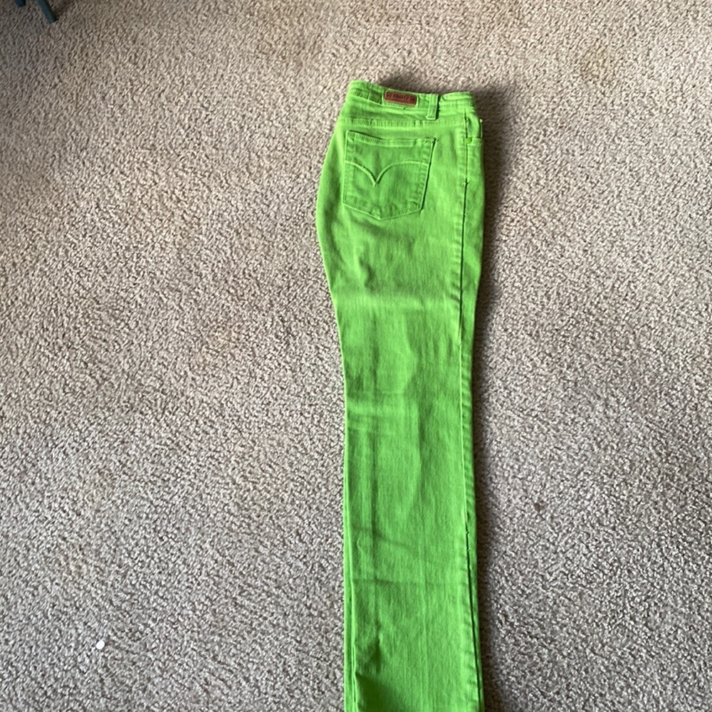Item# 26 Women Straight Leg Jeans Size 15 By “Shorty”